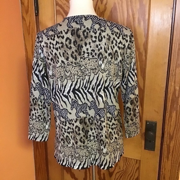 Vintage 90s safari leopards n zebras knit top - Picture 8 of 8